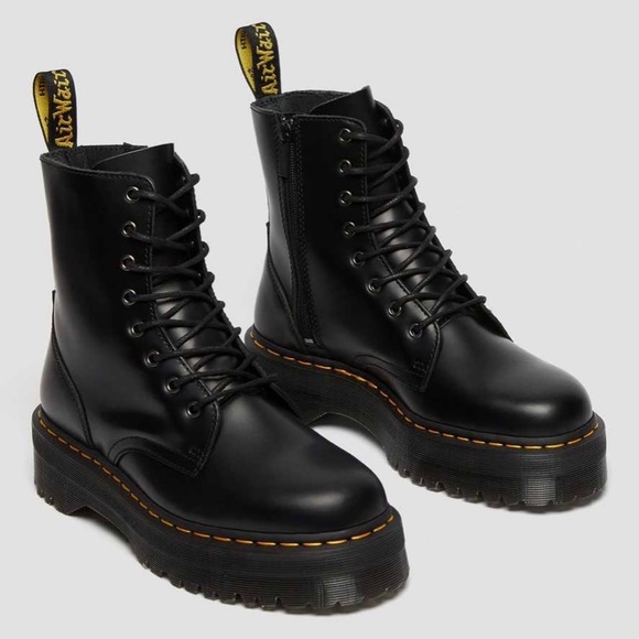 Dr. Martens - Jadon Smooth Leather Platform Boots - Picture 3 of 8